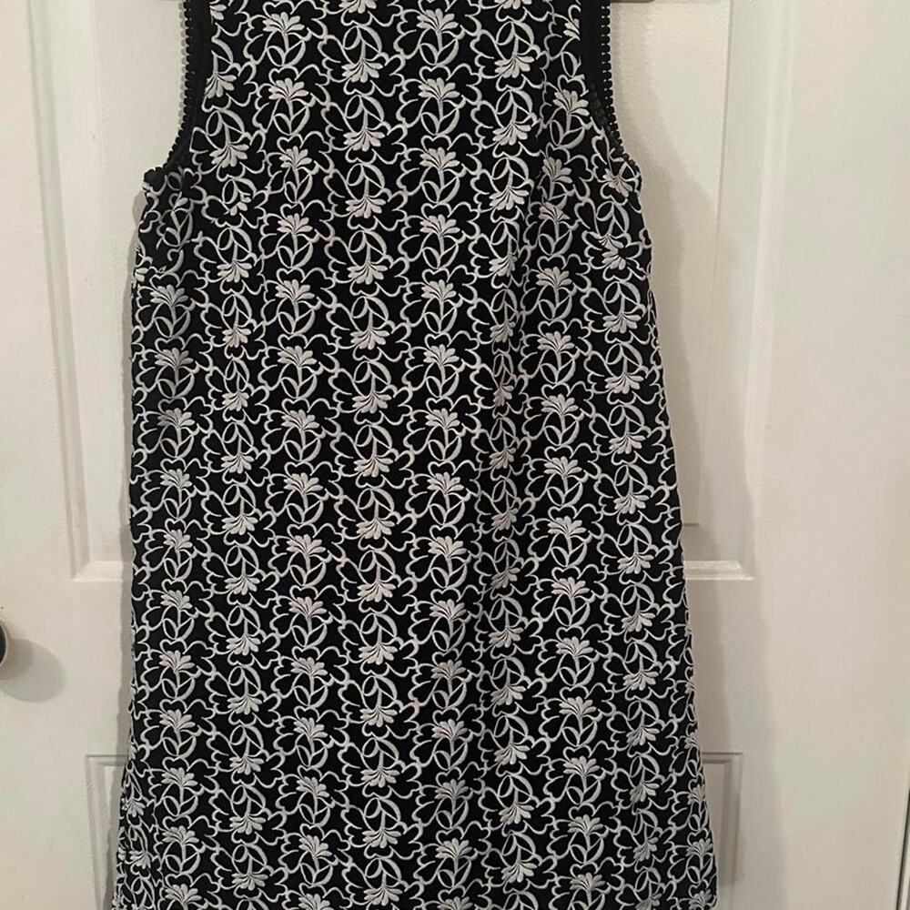 Ann Taylor Dress Womens 4 Black Ivory Floral Embroidered Sleeveless Shift Mod
